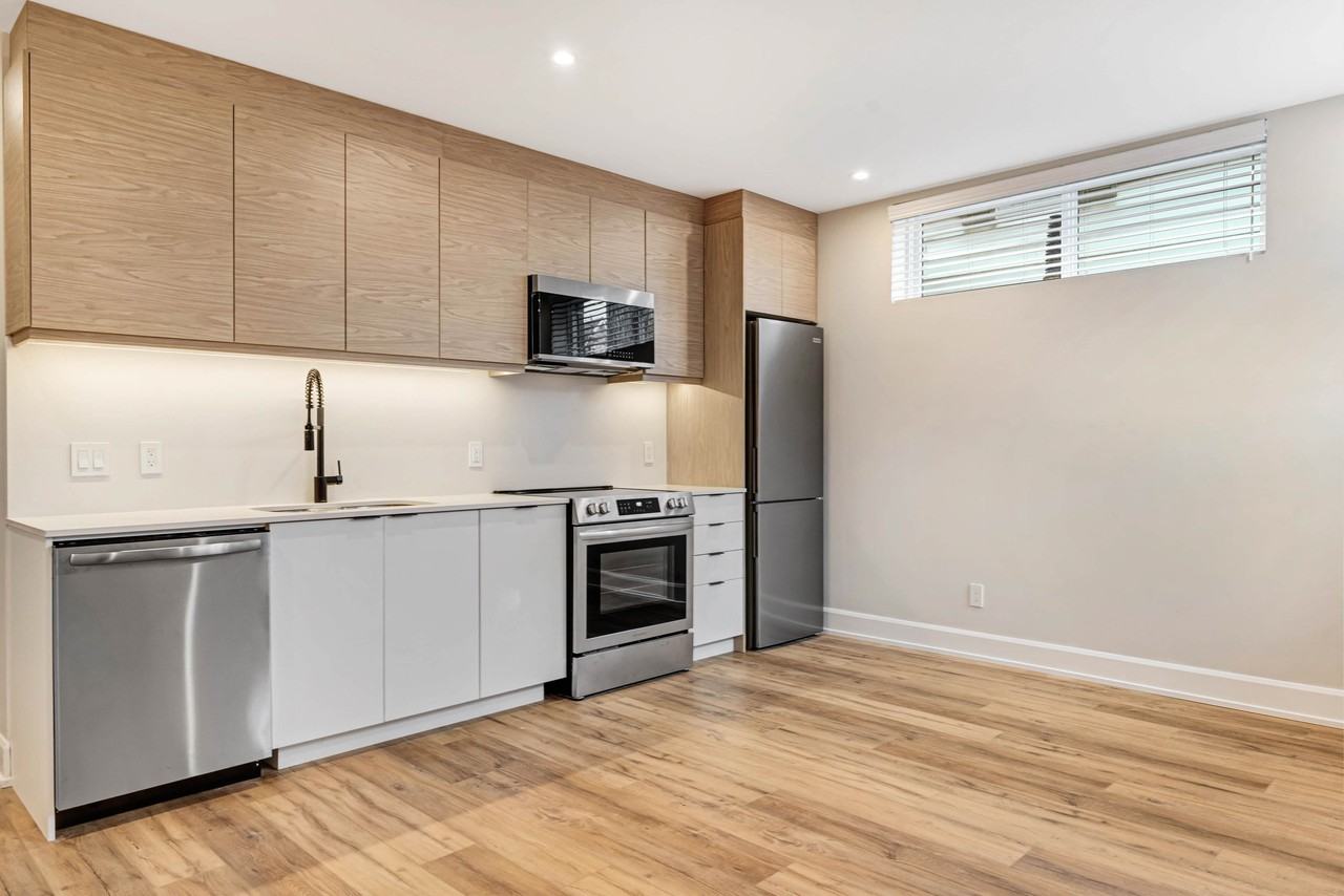 292 Duncairn Avenue - Photo 5 of 12