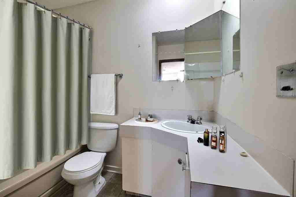 1305 23rd Ave - Photo 6 of 6