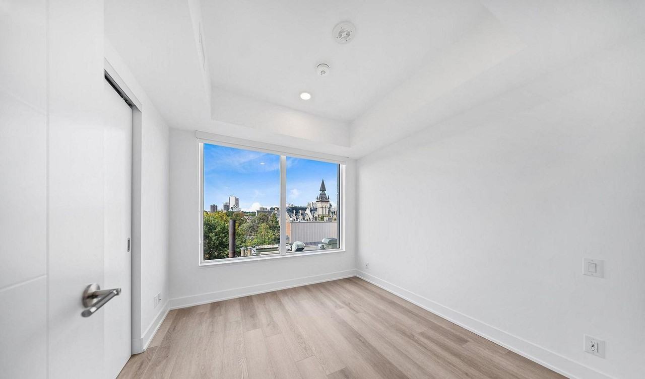 484 Spadina Avenue - Photo 7 of 41