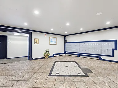 921 W Spencer Ave #10 - Photo 6 of 12