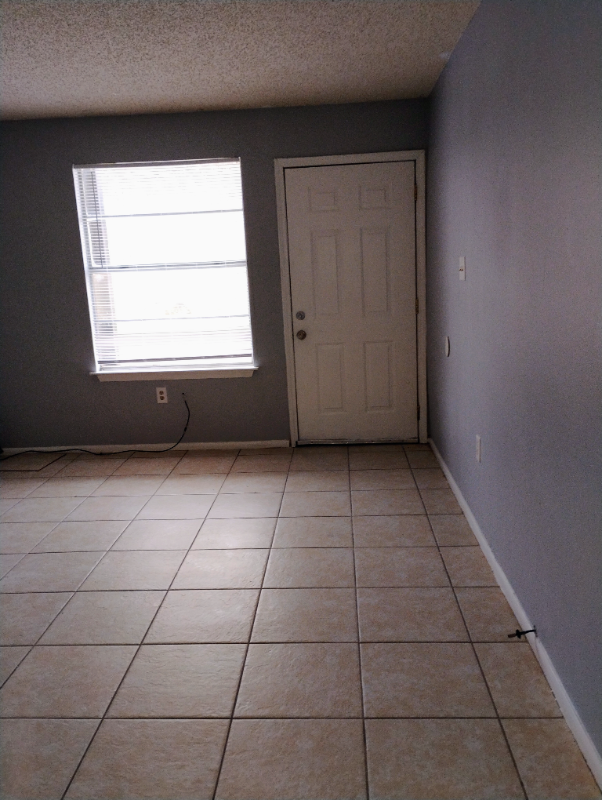 5245 Kimberlin Ave #C - Photo 5 of 8