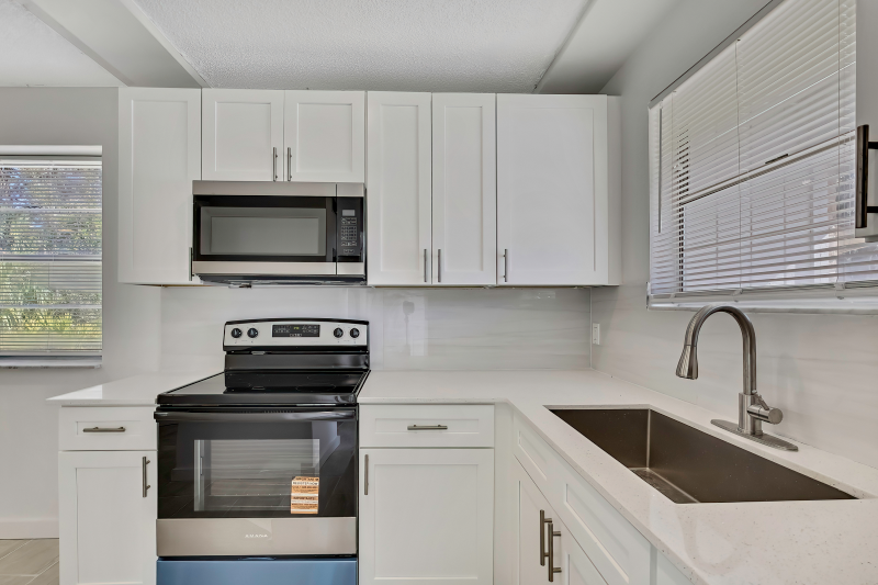 10931 W Tidewater Cir #10981 - Photo 2 of 20