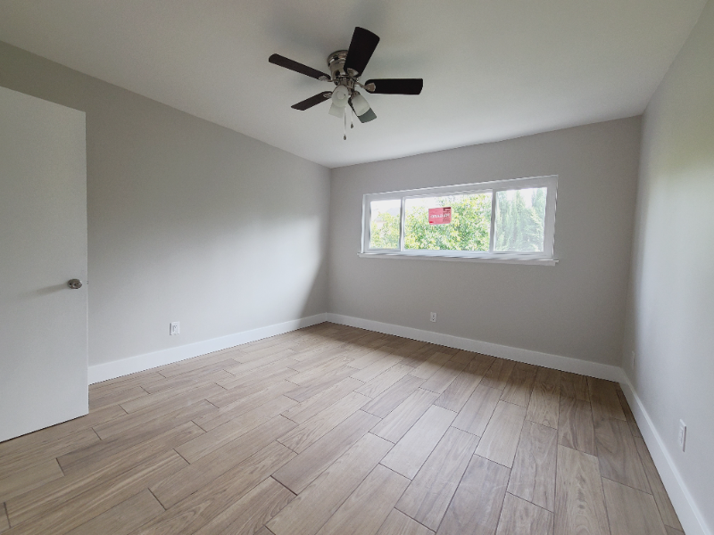 14248 Gilmore St #7 - Photo 6 of 13