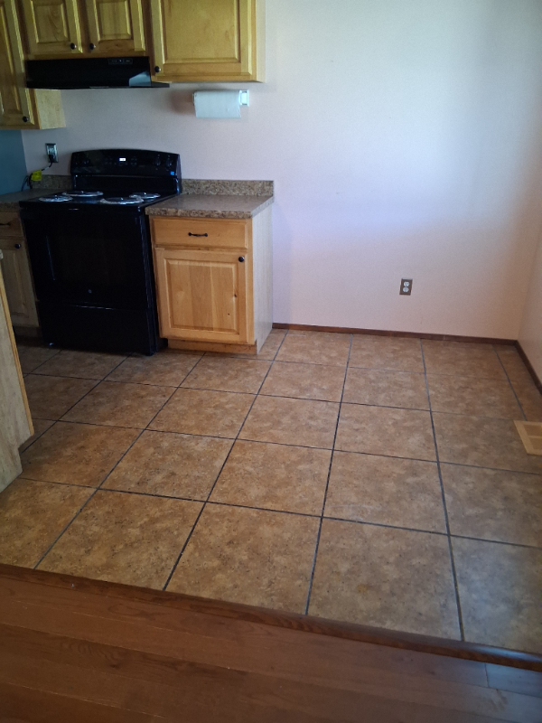 1345 Beach Ave #B - Photo 6 of 17