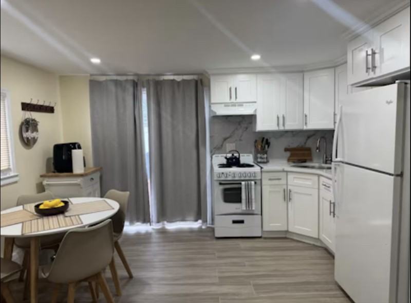 9 Collingswood Dr - Photo 3 of 10