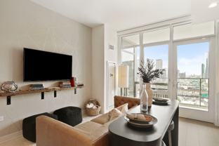 345 N Halsted St - Photo 1 of 1