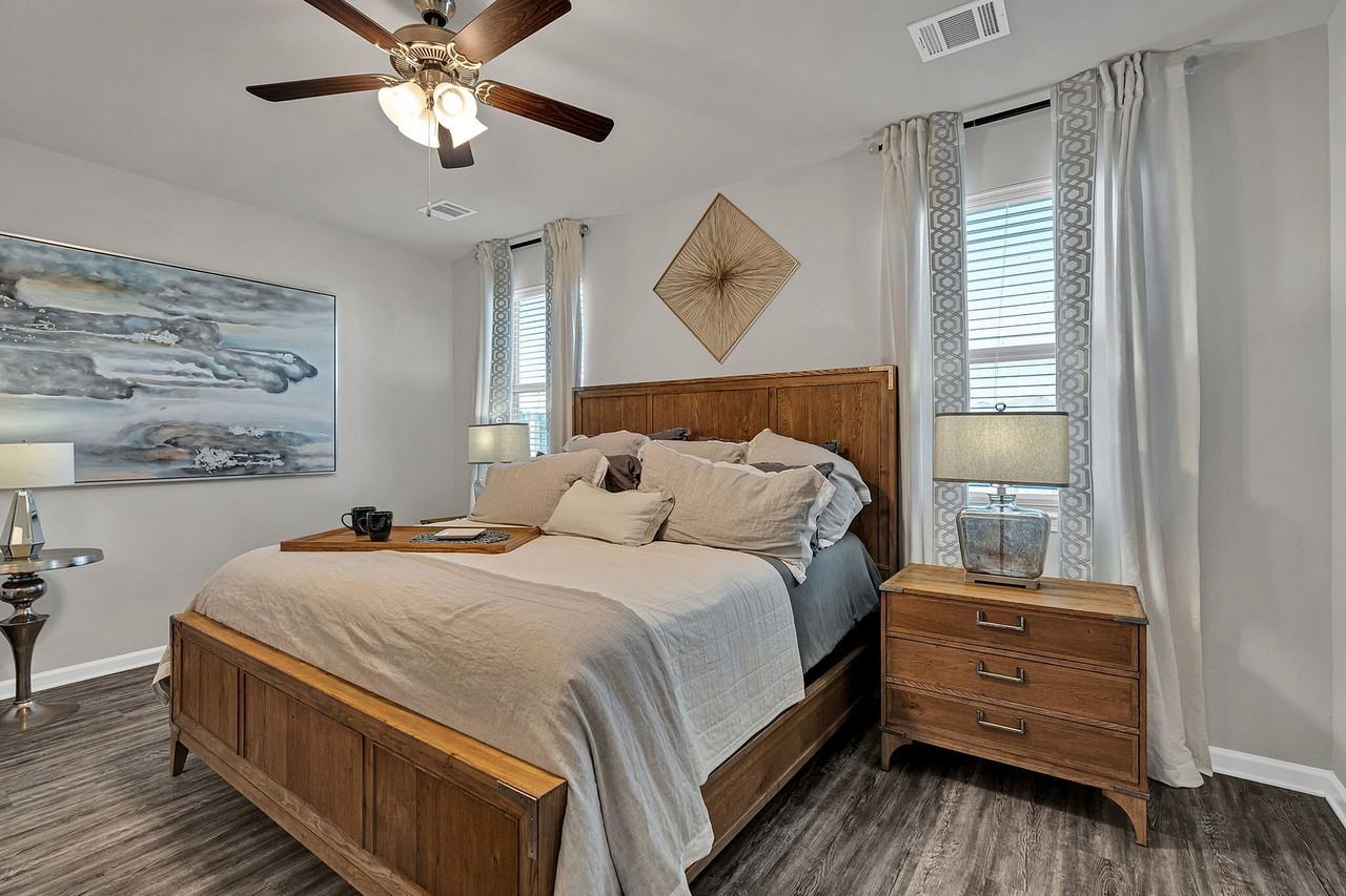 Nautical Point at Lakeshore Villages - Photo 5 of 34