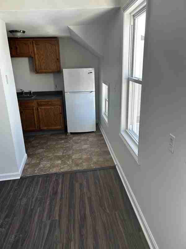 533 Middle St #3 - Photo 2 of 15