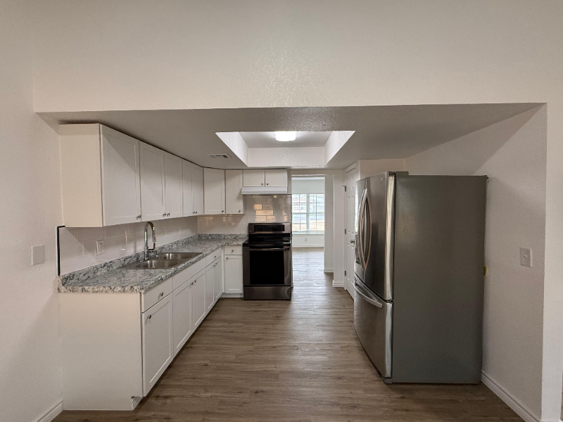 6614 Robin Frst - Photo 5 of 18