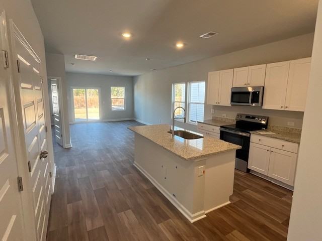 2037 Osprey Isle Ln Sw - Photo 2 of 35