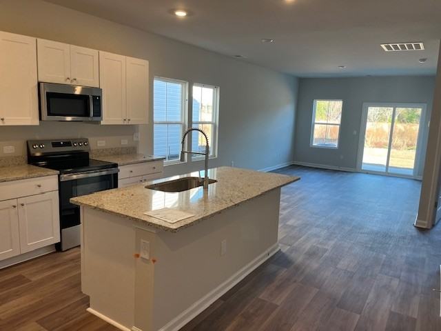 2037 Osprey Isle Ln Sw - Photo 3 of 35