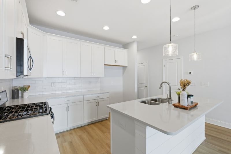 38 Red Horse Way - Photo 4 of 17