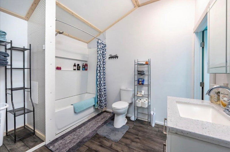 1265 Hearts Ct #2 - Photo 7 of 10