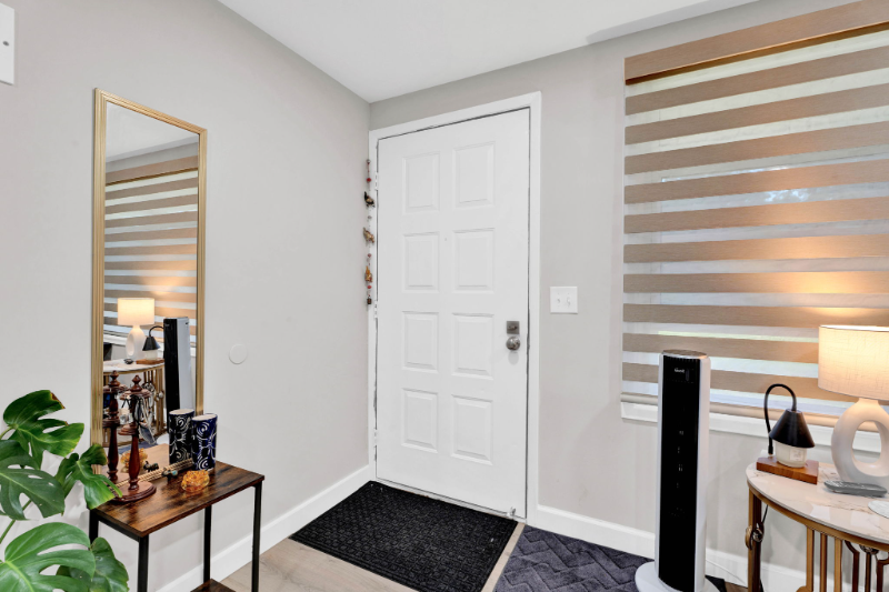 6 Roanoke Ln #62 - Photo 2 of 18