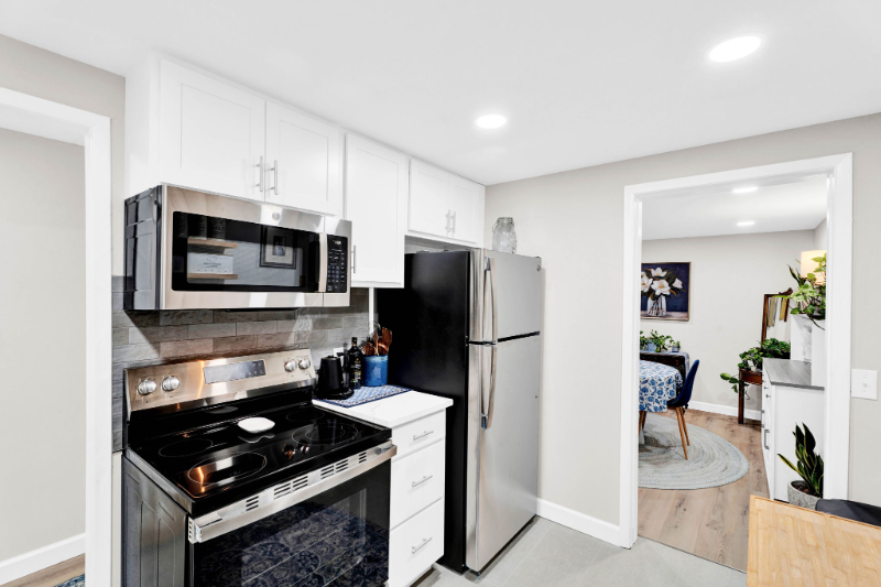 6 Roanoke Ln #62 - Photo 7 of 18