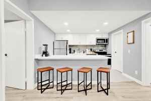 featured image of 6 Roanoke Ln #124