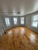 featured image of 74 Rodney St #3