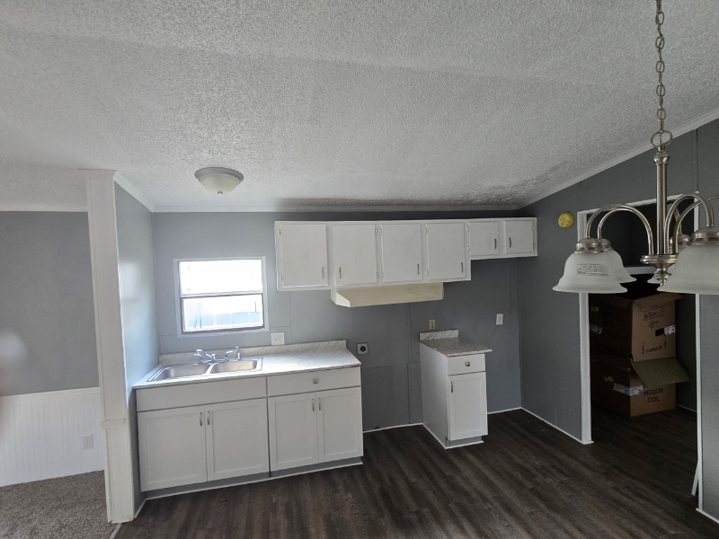 308 Pepper St - Photo 2 of 9