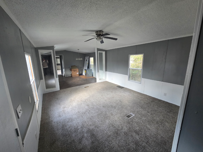 308 Pepper St - Photo 3 of 9