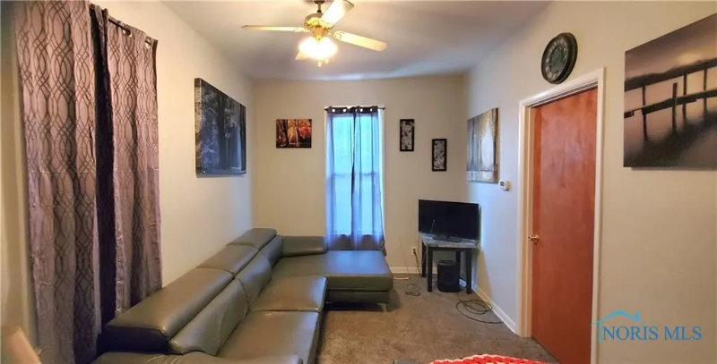 21 Magyar St - Photo 2 of 11