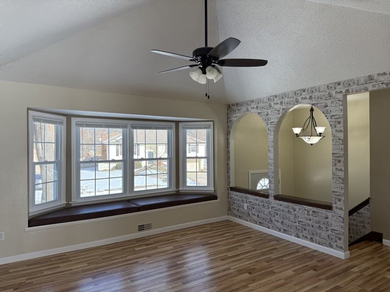 2916 Iva Dr - Photo 5 of 20