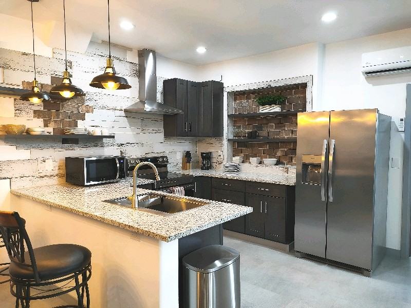 283 Berrydale Ave - Photo 3 of 16