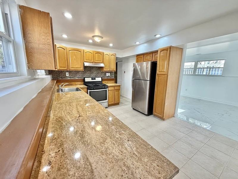 6 Citadel Ct - Photo 3 of 15