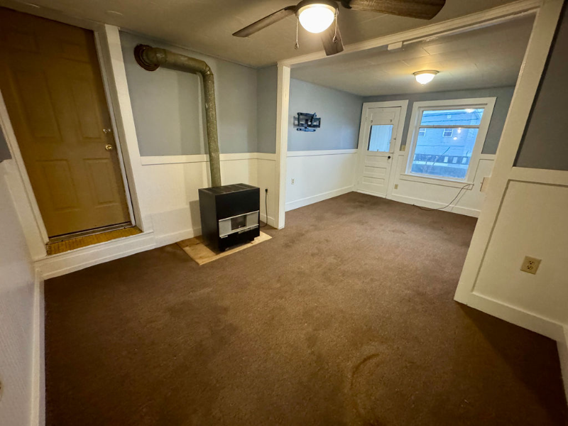 83 1st St #3 - Photo 5 of 10