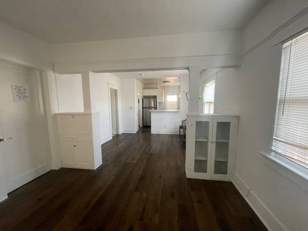 1625 1/2 W 55th St #1625-1-2 - Photo 2 of 14