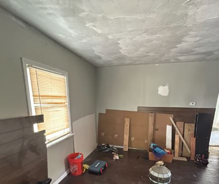 7205 Calvin Ave - Photo 3 of 7