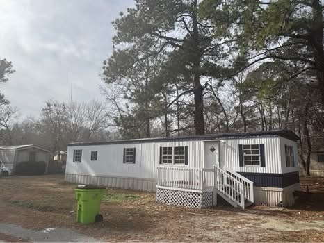606 Fernwood Ln