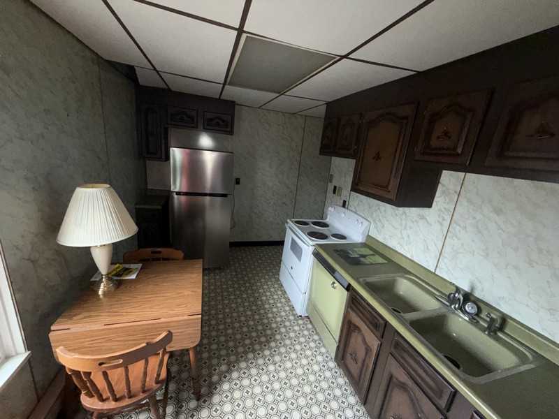 1700 Washington St #A - Photo 6 of 7