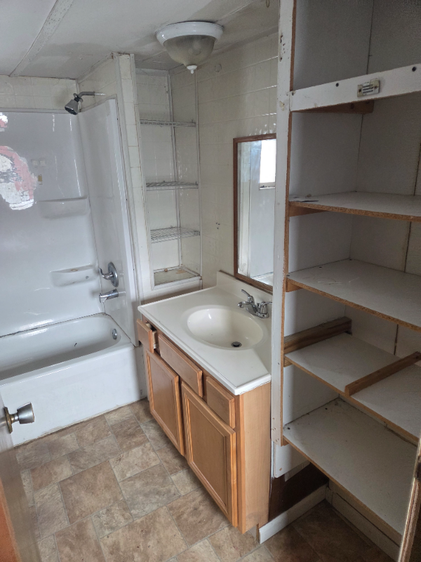 8464 Cleveland Ave Nw #9 - Photo 4 of 8
