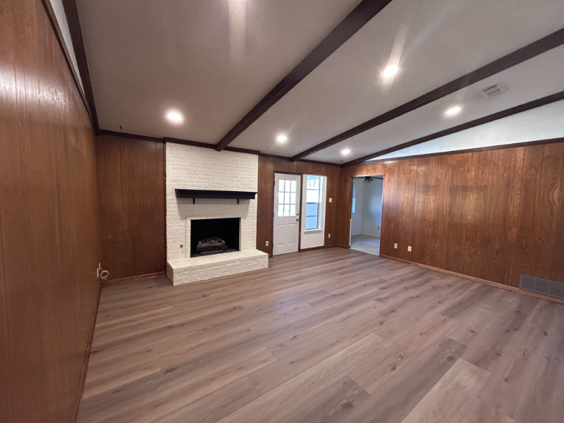 902 Walnut St - Photo 6 of 16