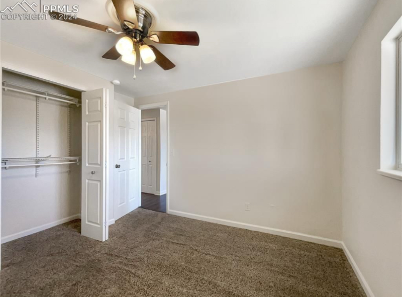 555 Avenida Del Cielo - Photo 4 of 20