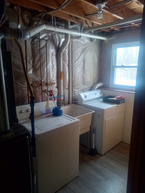 6614 Royal Pkwy S - Photo 2 of 23