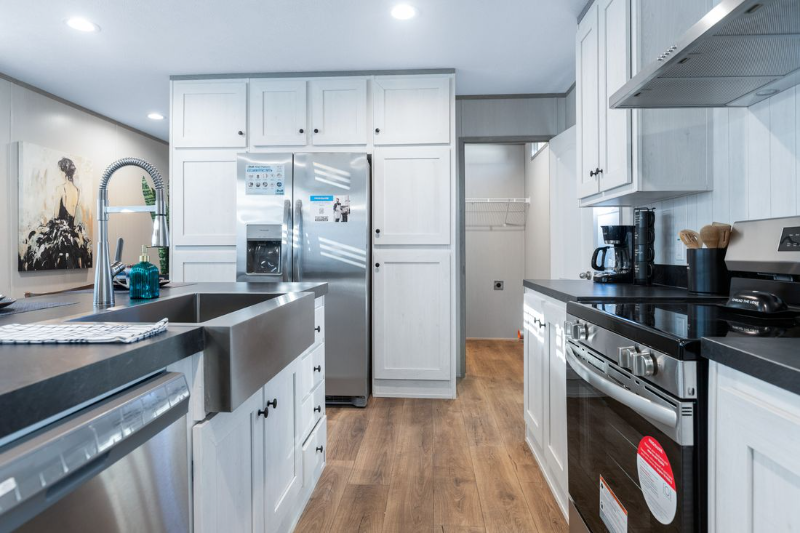 10118 Falvey Lake Ln - Photo 4 of 12