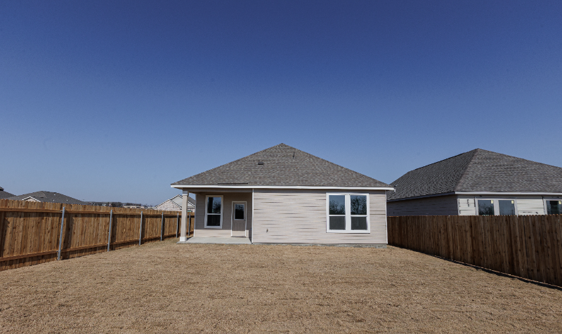 1400 Carriageway Dr - Photo 2 of 20