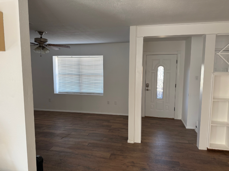 2716 Beechwood St - Photo 6 of 11