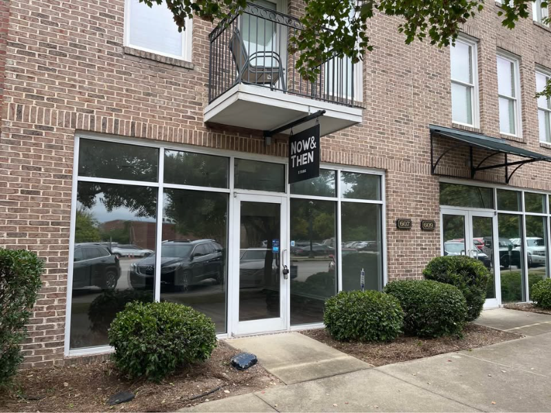 607 Lady St #A - Photo 2 of 20