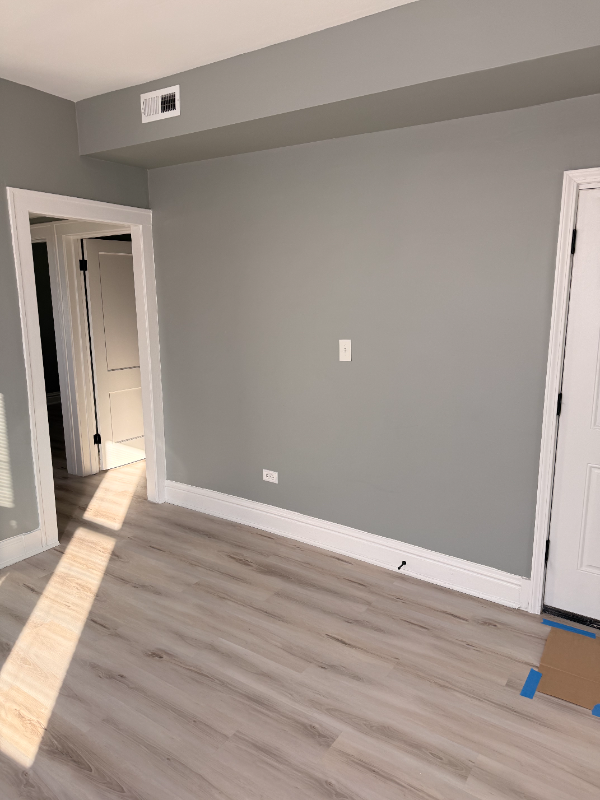 9630 S Forest Ave #2 - Photo 4 of 17