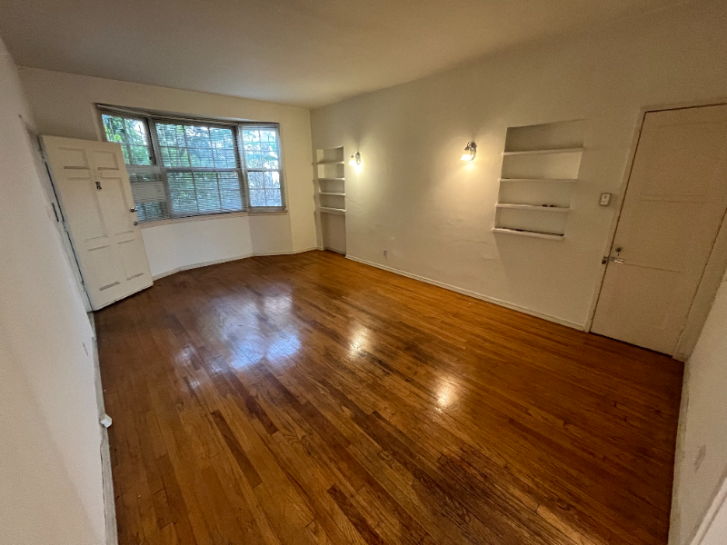 139 S Sweetzer Ave #139 - Photo 5 of 17
