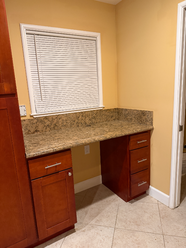 1621 Hobson Ave - Photo 4 of 16