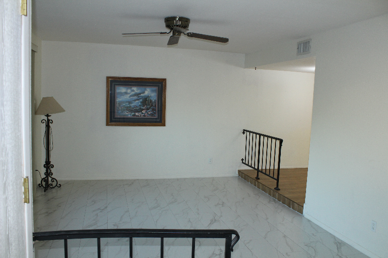 10034 N 33rd Ave - Photo 5 of 16