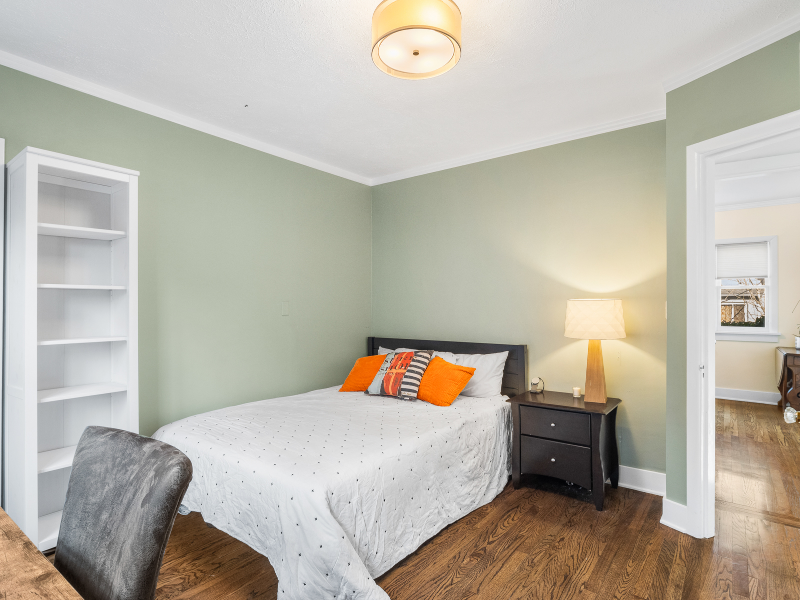 3044 Ne 53rd Ave - Photo 3 of 20