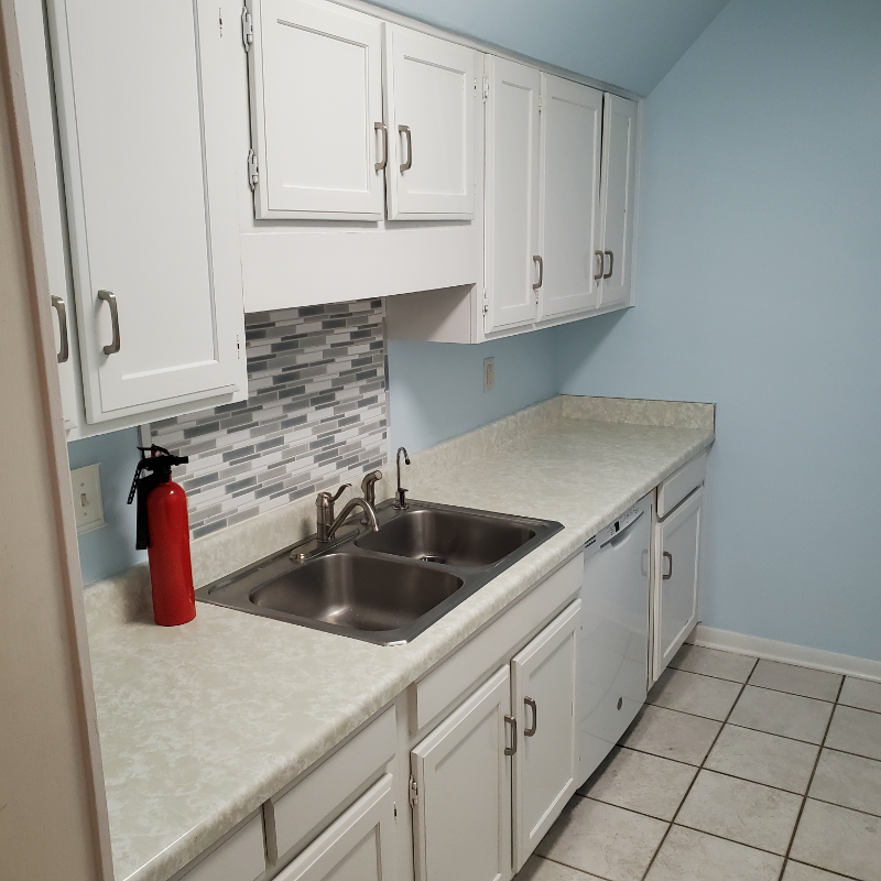 102 Saint James Pl - Photo 5 of 8