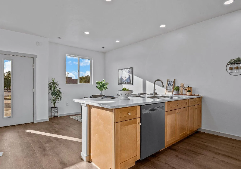 2786 Caspian Way #B - Photo 3 of 20