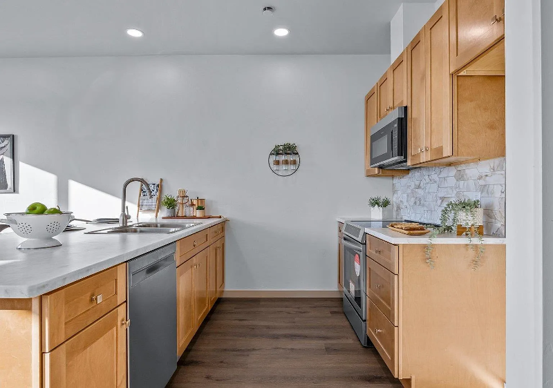 2786 Caspian Way #B - Photo 5 of 20