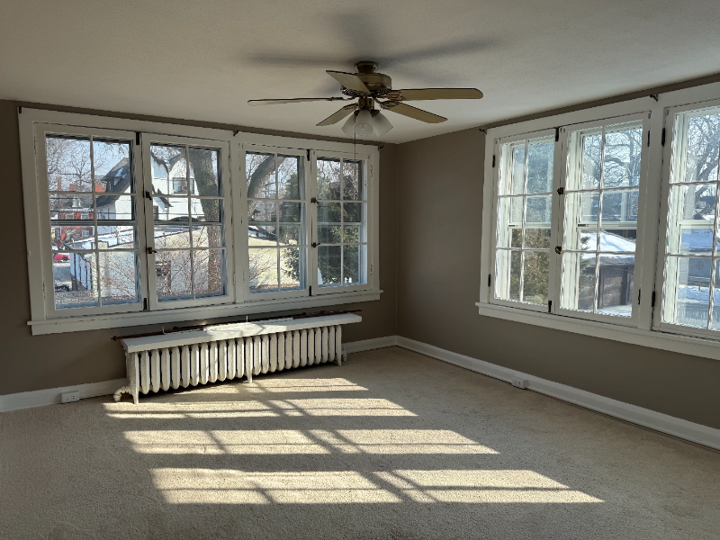 2062 Robinwood Ave #3 - Photo 7 of 9