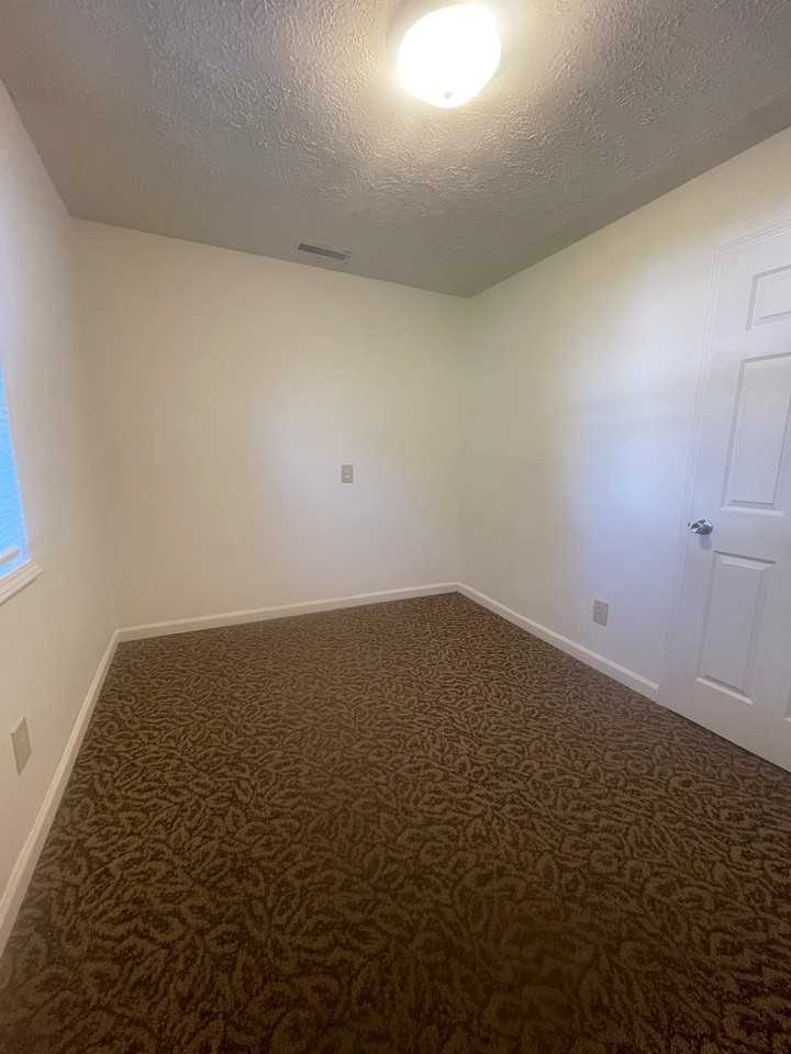 1737 Morton St - Photo 3 of 6